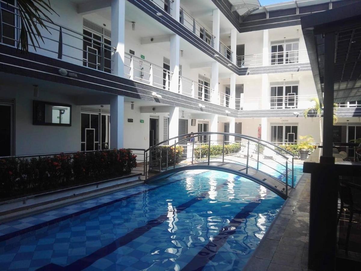 Confort Plaza Hotel Вильявисенсио Экстерьер фото