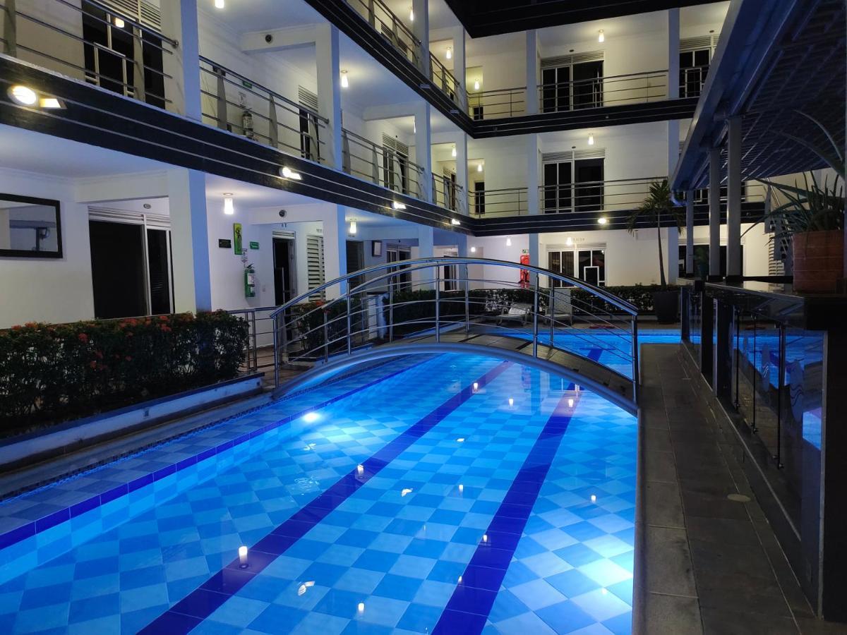 Confort Plaza Hotel Вильявисенсио Экстерьер фото