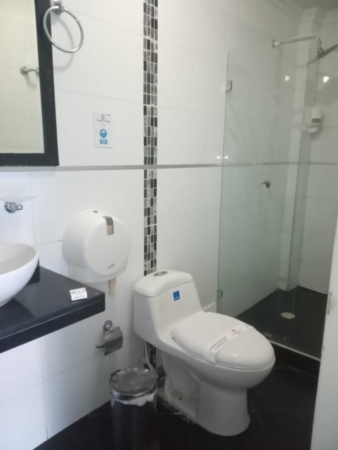 Confort Plaza Hotel Вильявисенсио Экстерьер фото